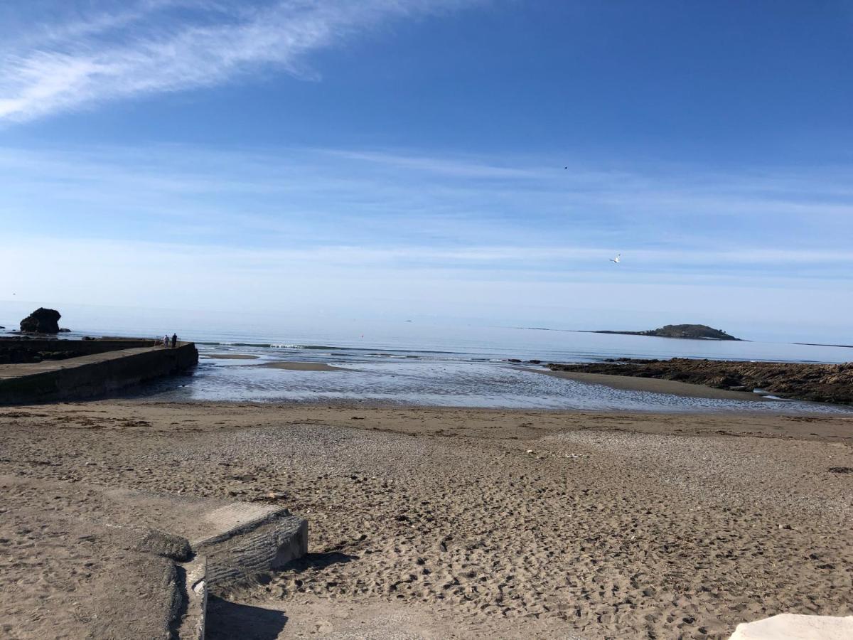 Captivating 2-Bed Villa In Millendreath Near Looe Exteriör bild