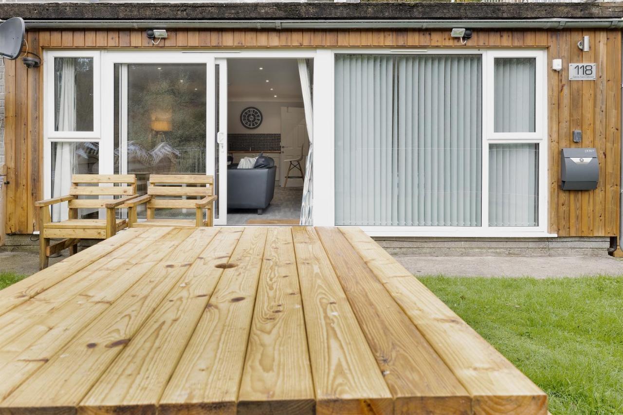 Captivating 2-Bed Villa In Millendreath Near Looe Exteriör bild